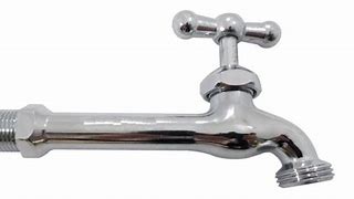 LLAVE JARDIN LARGA